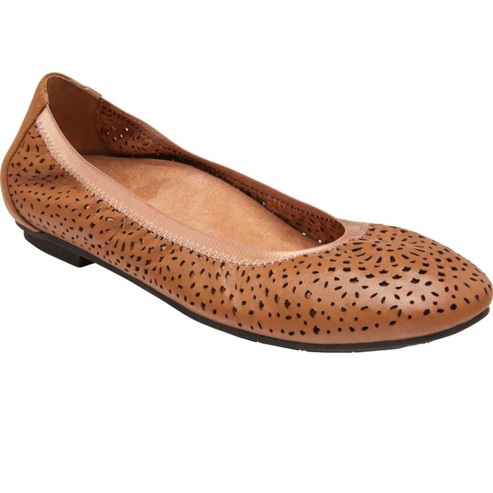 Vionic Robyn Soft Perforated Leather Laser Cut Tan Ballet‎ Flat Size 7.5
